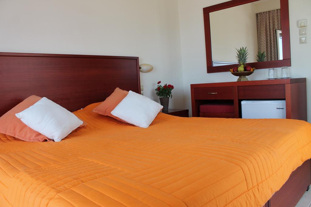 Xaris Hotel Платамонас Стая снимка